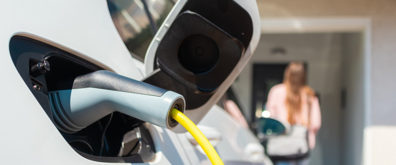 How to Choose the Right Electric Car Charger for Your Home